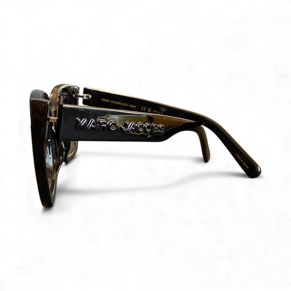 Marc Jacobs NWT Polarized Black Sunglasses with Yellow Case main image 7